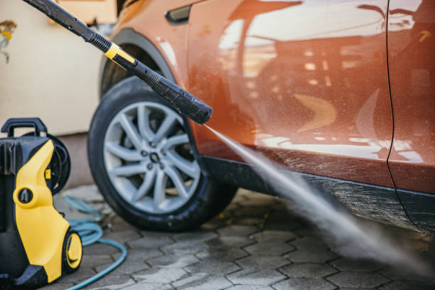 Best Commercial Building Pressure Washing  in Hillsboro, WI